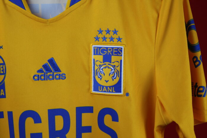Tigres UANL Jersey 2021-2022 #10 GIGNAC MEDIUM - Image 3