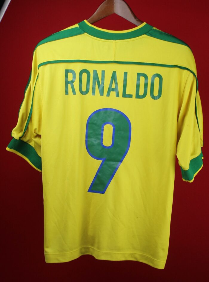 Brazil Jersey Season 1998 World Cup Medium #9 RONALDO - Image 4