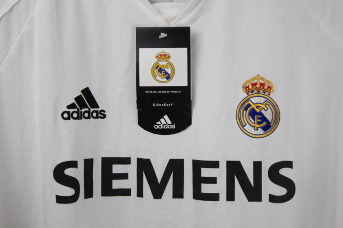 Real Madrid Jersey XLarge Season 2005-2006 #9 RONALDO - Image 4
