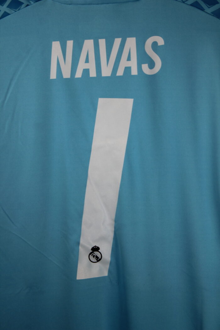 Real Madrid Jersey Large Season 2016-2017 #1 NAVAS - Image 6