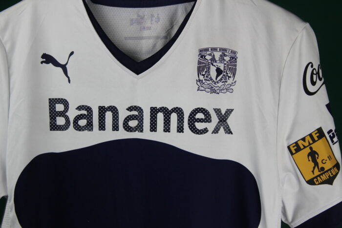 Pumas Jersey UNAM Season 2011-2012 Medium #16 ESPINOSA - Image 4