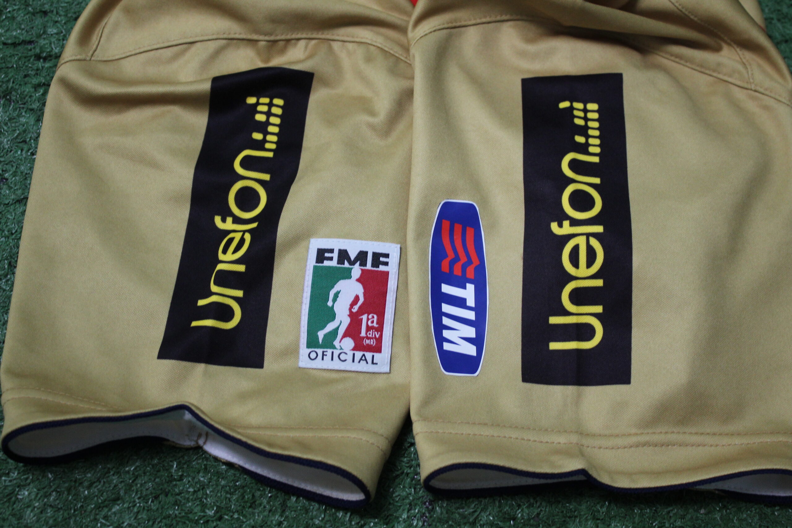 Monarcas Morelia Jersey Season 2010-2011 Medium #2 PEREZ match worn - Image 11